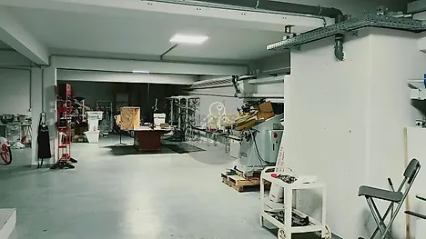 image-EiH7HrYc5Jp-0