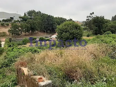 Land for sale in Oliveira de Azeméis, Portugal — €85,000