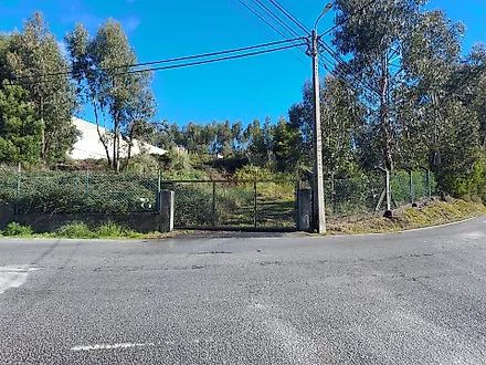 Land for sale in Gondomar, Portugal — €242,500