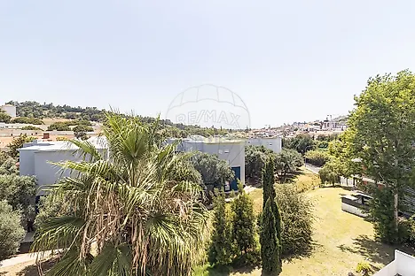 image-HkZAr2LU4dD-0