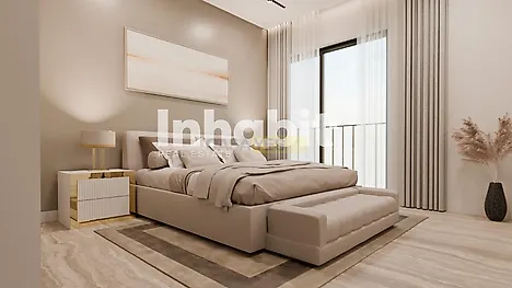 image-AydM3ezz8HQ-0