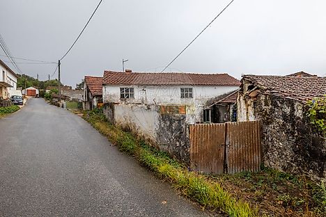 image-LmT4f5LuQyS-0