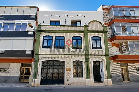 image-52dDORlPFd0-0