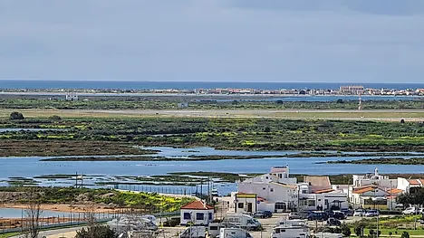 image-9uDJiGvnK9y-0