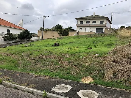 Land for sale in Loures, Portugal — €89,900