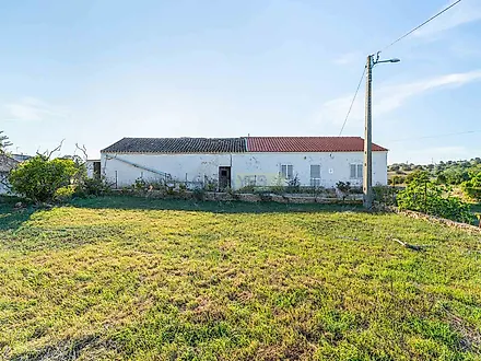 Land for sale in Lagos, Portugal — €800,000