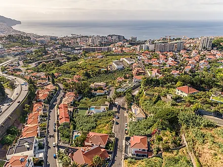 Land for sale in Funchal, Portugal — €250,000