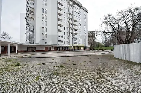 image-7wKUFct1Prk-0