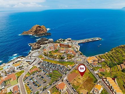 Land for sale in Porto Moniz, Portugal — €1,175,000