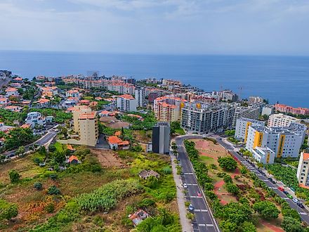 Land for sale in Funchal, Portugal — €220,000