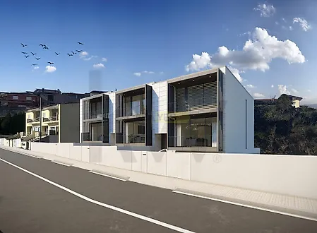 image-Cxjbb2ng9fC-0