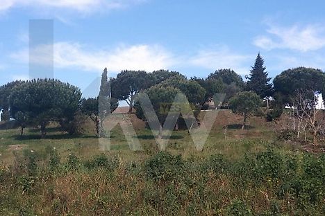 Land for sale in Amadora, Portugal — €109,000
