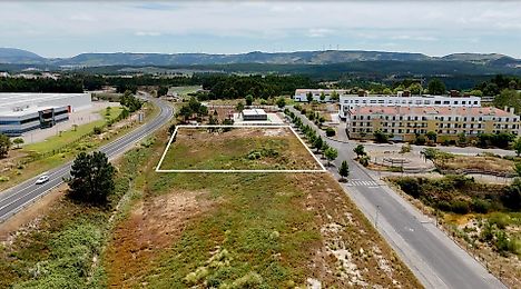 Land for sale in Torres Vedras, Portugal — €950,000