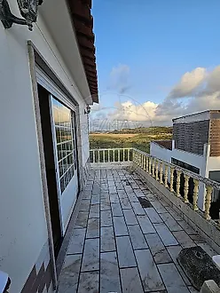 image-J7tPy7PsULQ-0