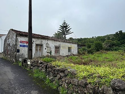 image-9rtxuI0F5tE-0