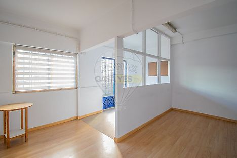 image-CFDEcrLQ43V-0