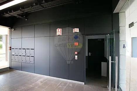 image-Gs5cmQri1dJ-0
