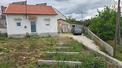 image-8e2jjzGDCok-0
