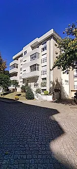 image-9rWuPfDFAvD-0
