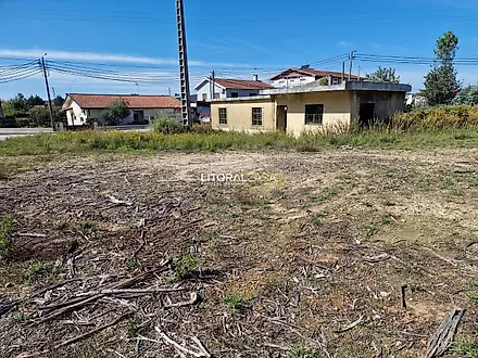 Land for sale in Oliveira de Azeméis, Portugal — €150,000