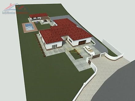 Land for sale in Lourinhã, Portugal — €145,000