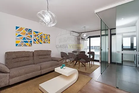 image-KYVloFezA5P-0