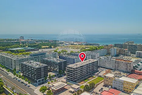 image-KccZpg7rBQd-0