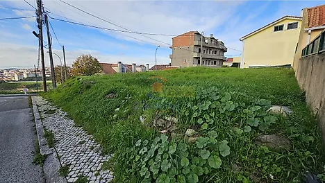 Land for sale in Odivelas, Portugal — €122,500