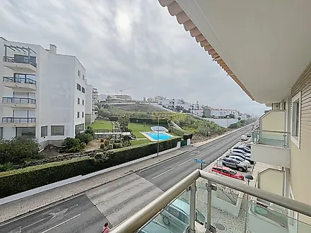 image-LvdIqsE38Zk-0