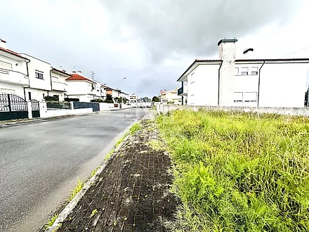 Land for sale in Viana do Castelo, Portugal — €60,000