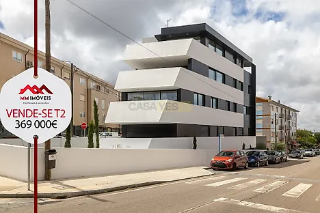 image-HMDvohbDZQG-0
