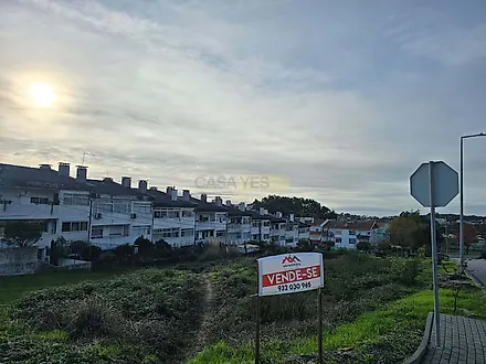 Land for sale in Santa Maria da Feira, Portugal — €330,000