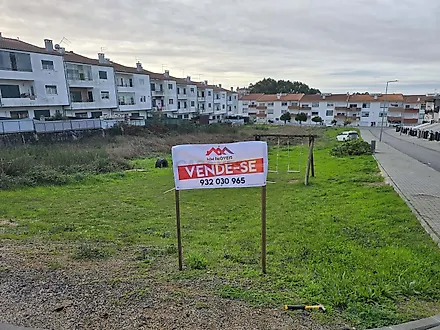 Land for sale in Santa Maria da Feira, Portugal — €368,000