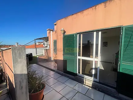 image-8RVQyPy6G8w-0