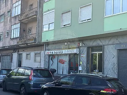 image-LIIGo8dtGVX-0