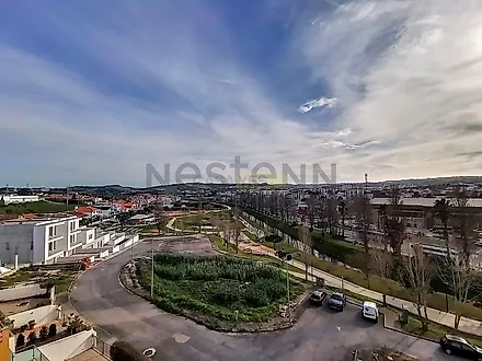image-LviBNMnrdow-0