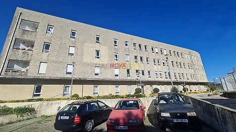 image-GhkxynD61eU-0