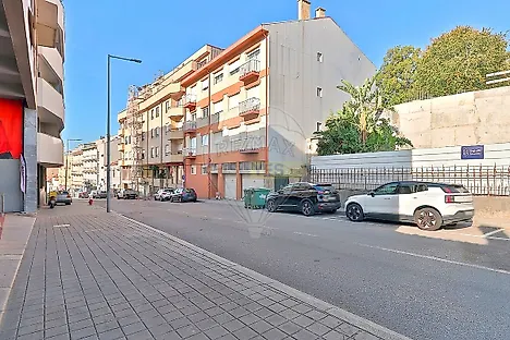 image-LunGkRZyF1d-0
