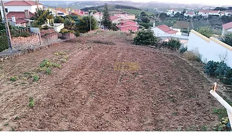 Land for sale in Torres Vedras, Portugal — €98,000