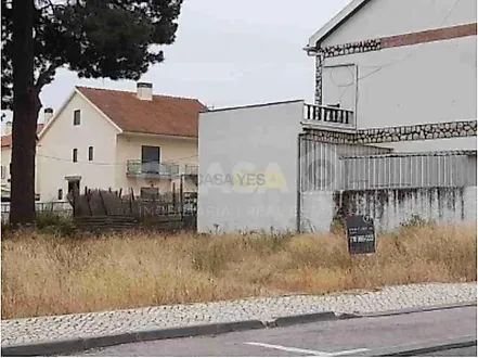 Land for sale in Sesimbra, Portugal — €67,800