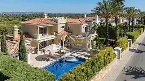 image-9U3ARg3lC6G-0