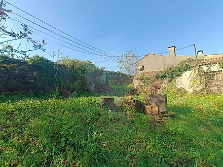 Land for sale in Oliveira de Azeméis, Portugal — €83,000