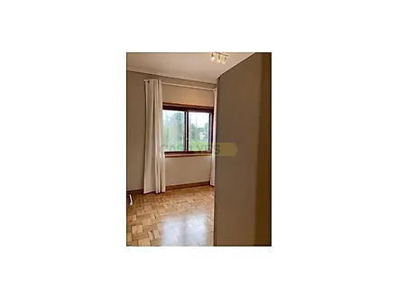 image-2YZn18lR4gR-0