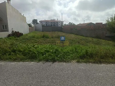 Land for sale in Alcobaça, Portugal — €68,000