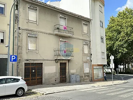 image-9PS6I0nSLv4-0
