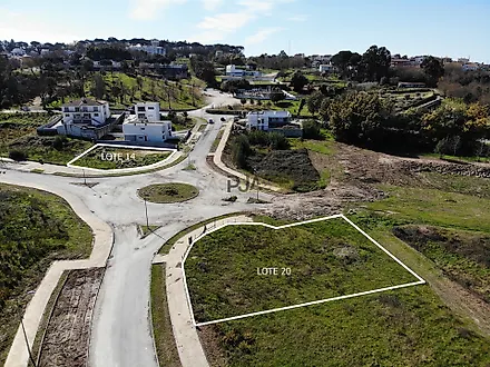 Land for sale in Mangualde, Portugal — €90,000