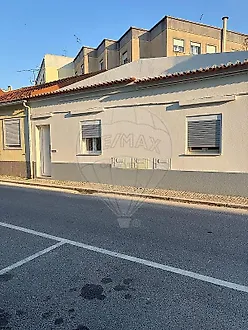 image-2PXKcUrNClu-0