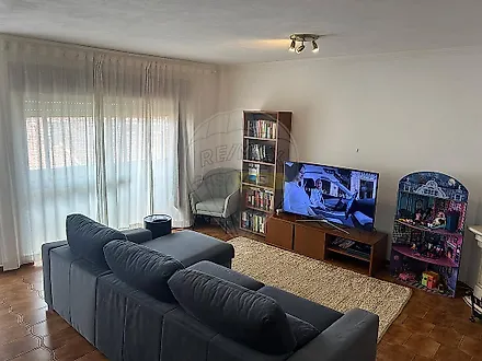 image-F2wVqJZF27I-0