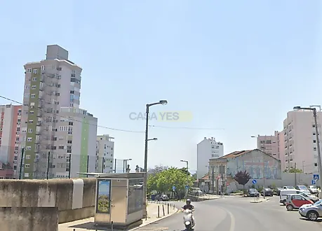image-CEmEXudLBNO-0