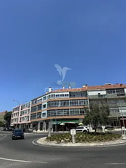 image-EQ3lXIfZ0Eb-0